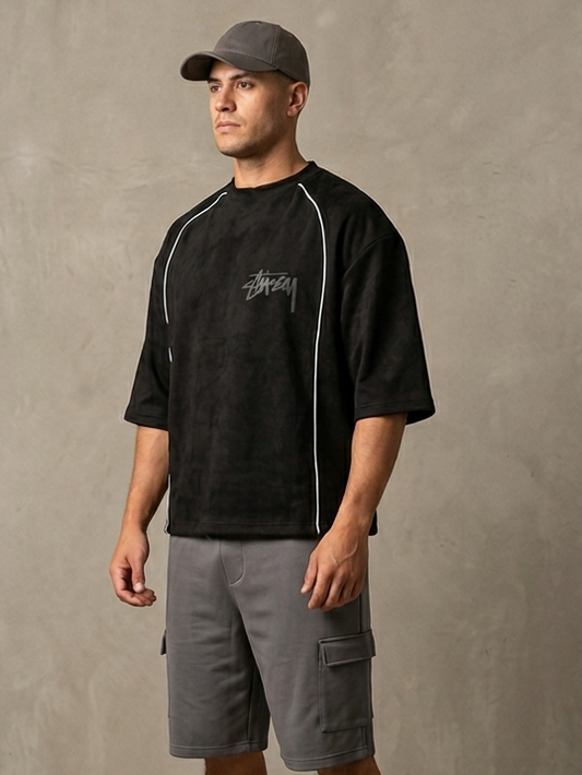 Camiseta Cuello Redondo con Embonado y Bordado